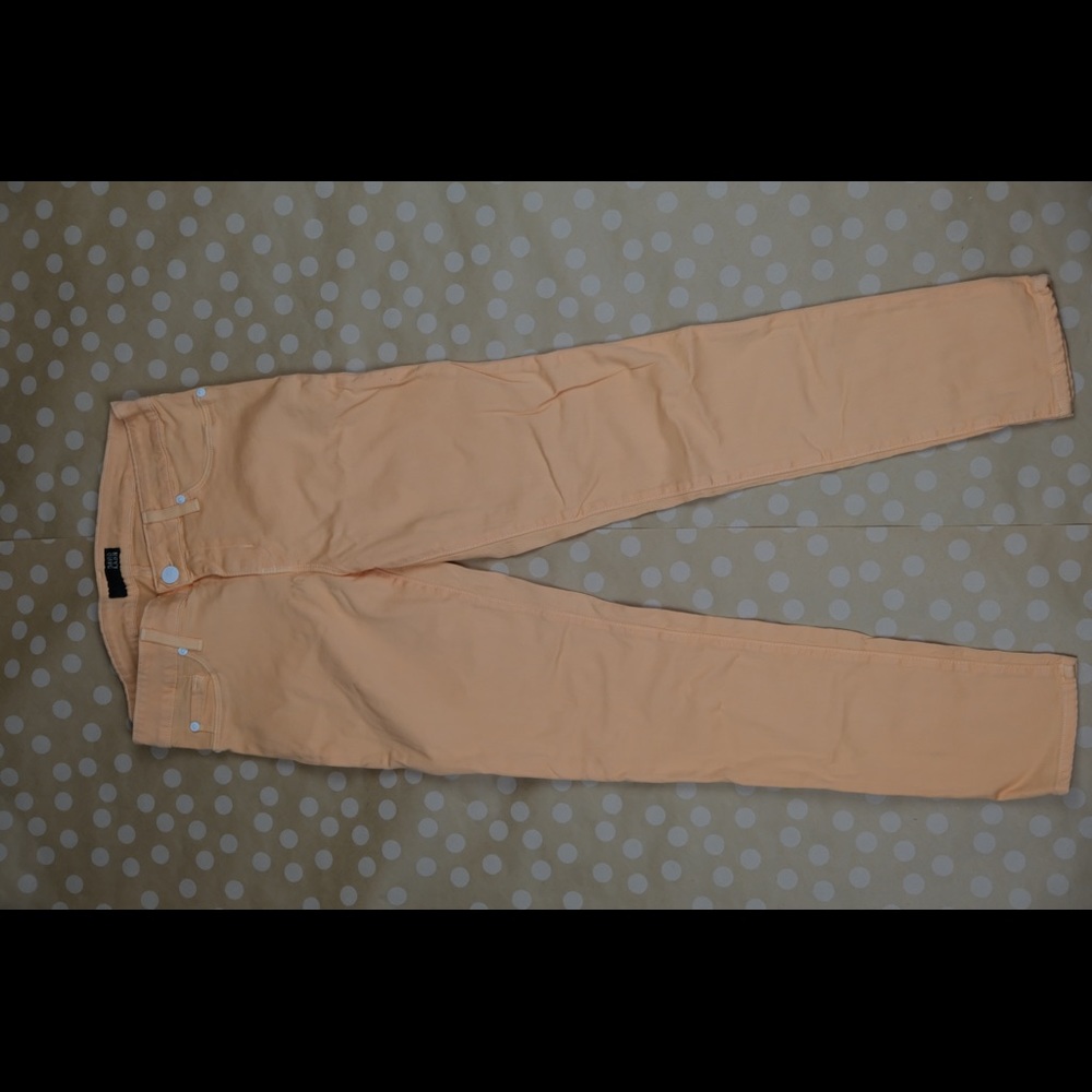 Jean - Picture 10 of 10